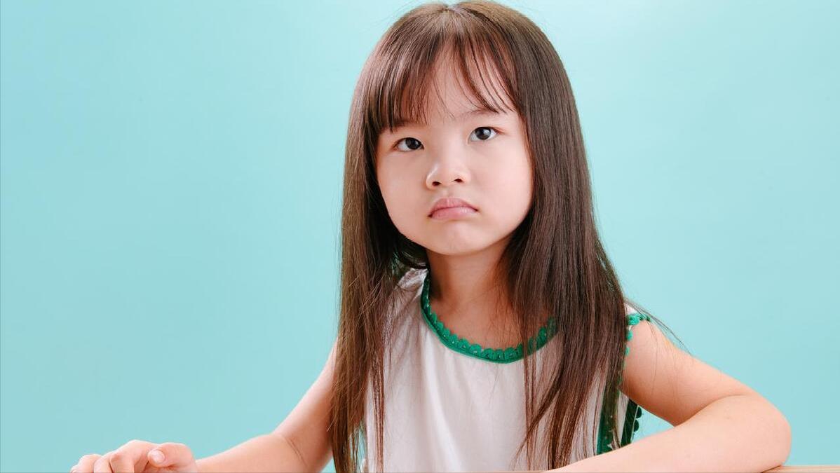 留守儿童被歧视例子,当过留守儿童的人内心都比较自卑