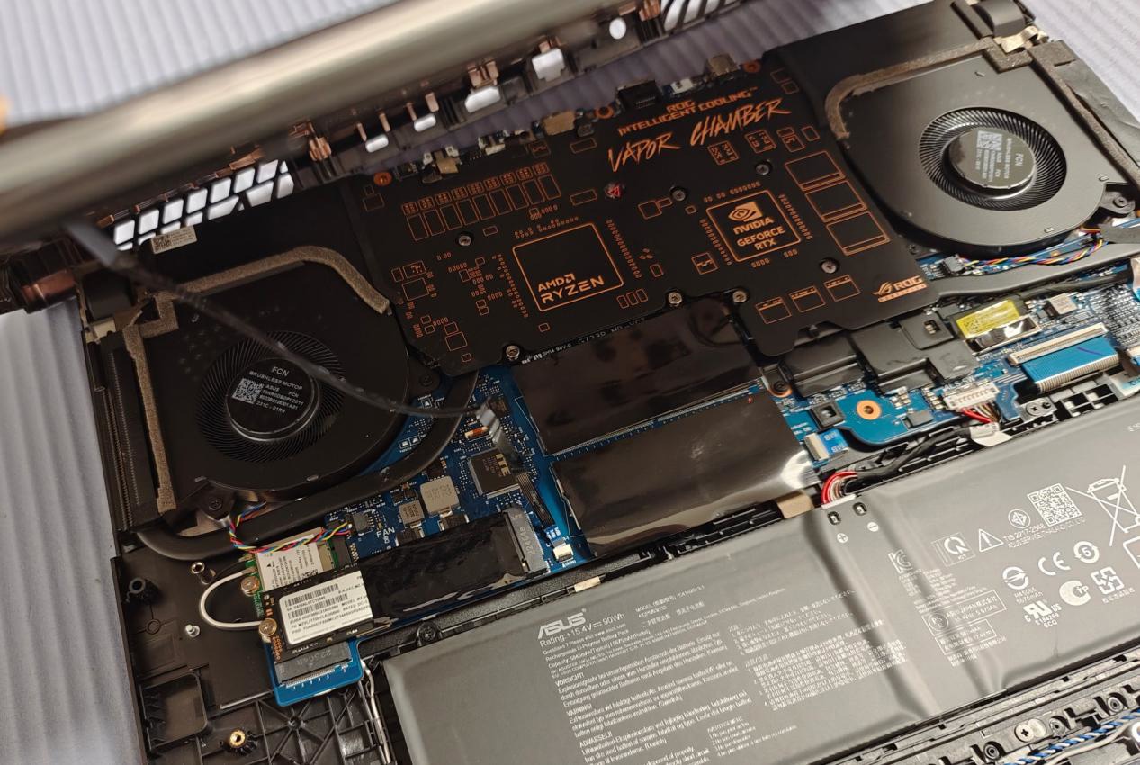 rog魔霸7plus超能版散热支架,rog魔霸7plus超能版游戏测评