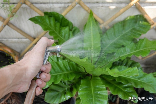 老师请家长家长怒怼老师,老师请家长到学校吐槽