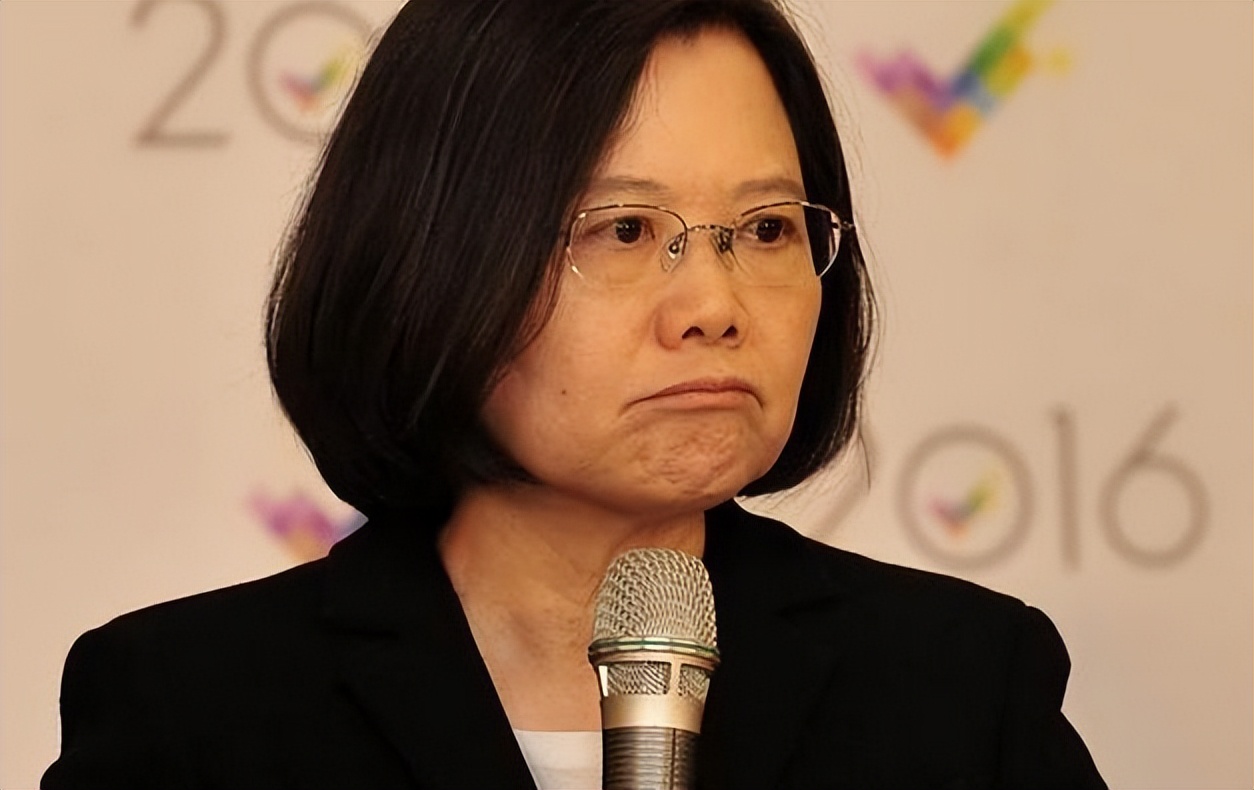 蔡英文身世彻底曝光，父亲是铁杆汉奸，哥哥有日本血统