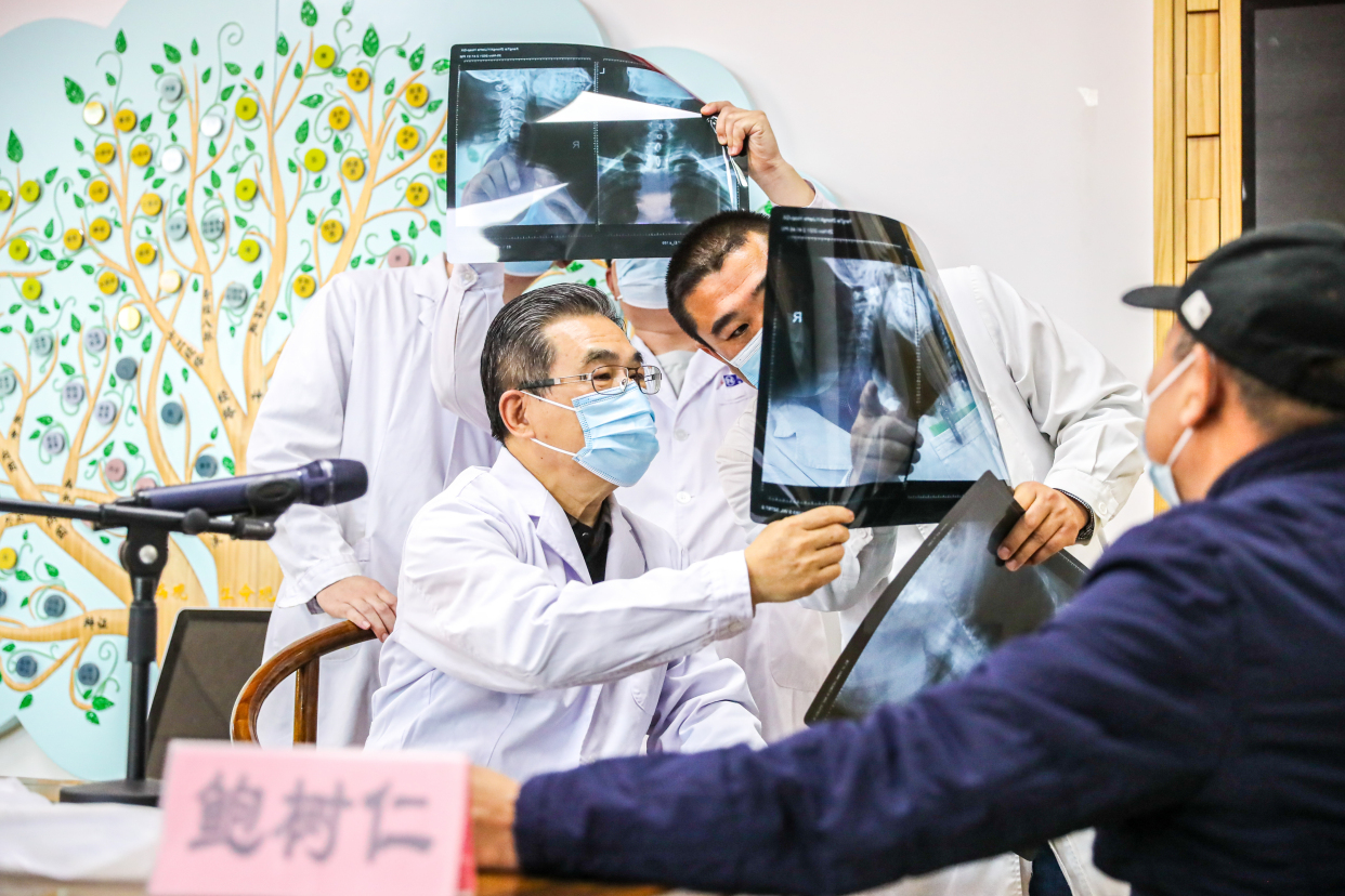 鲍树仁医生,鲍树仁正骨