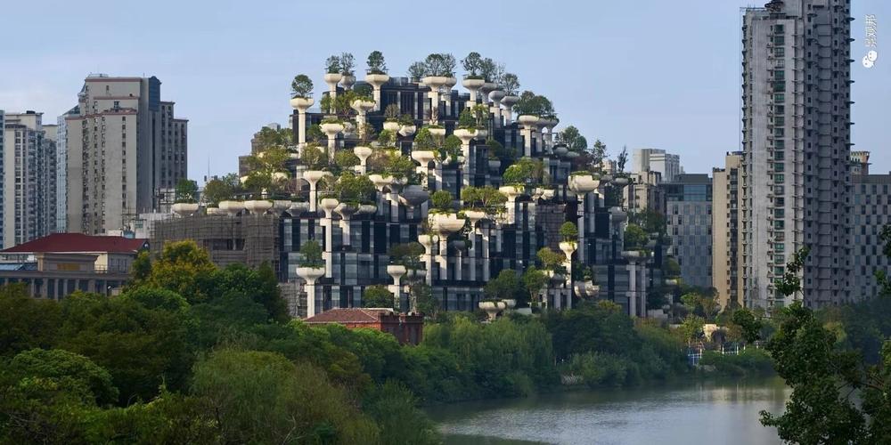 上海古巴比伦空中花园,空中花园巴比伦真的是浮在空中吗