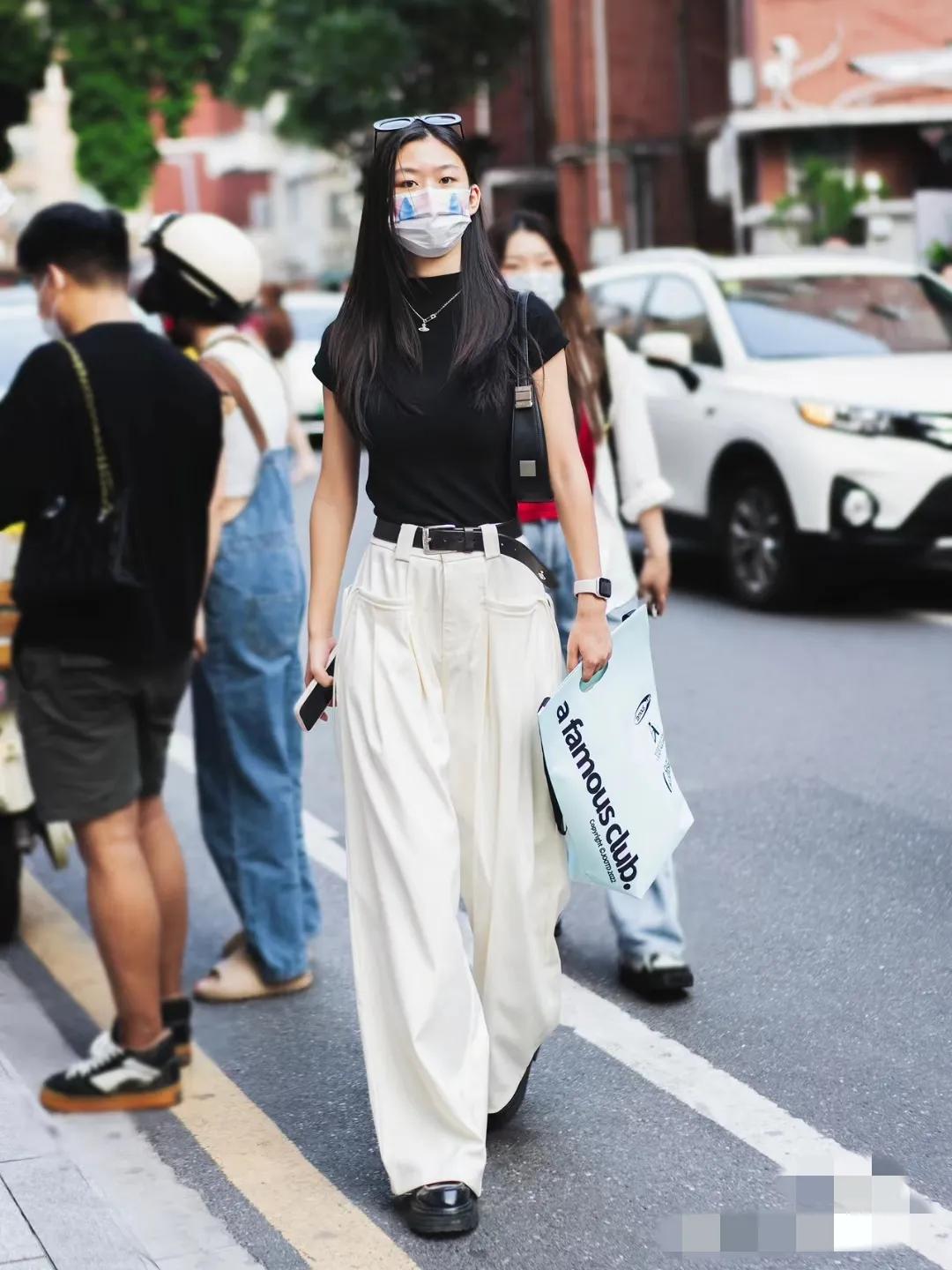 深圳市时尚街拍,穿衣风格干净有气质街拍