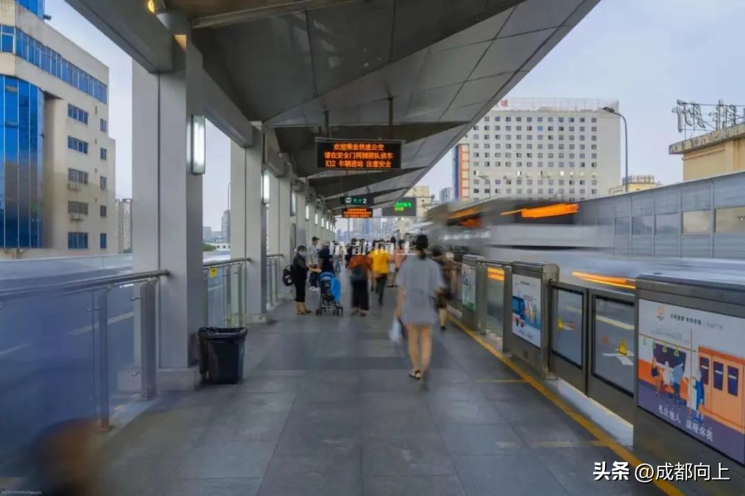 浜岀幆楂樻灦缁块噹浠欒釜瑙嗛,浜岀幆楂樻灦缁块噹浠欒釜