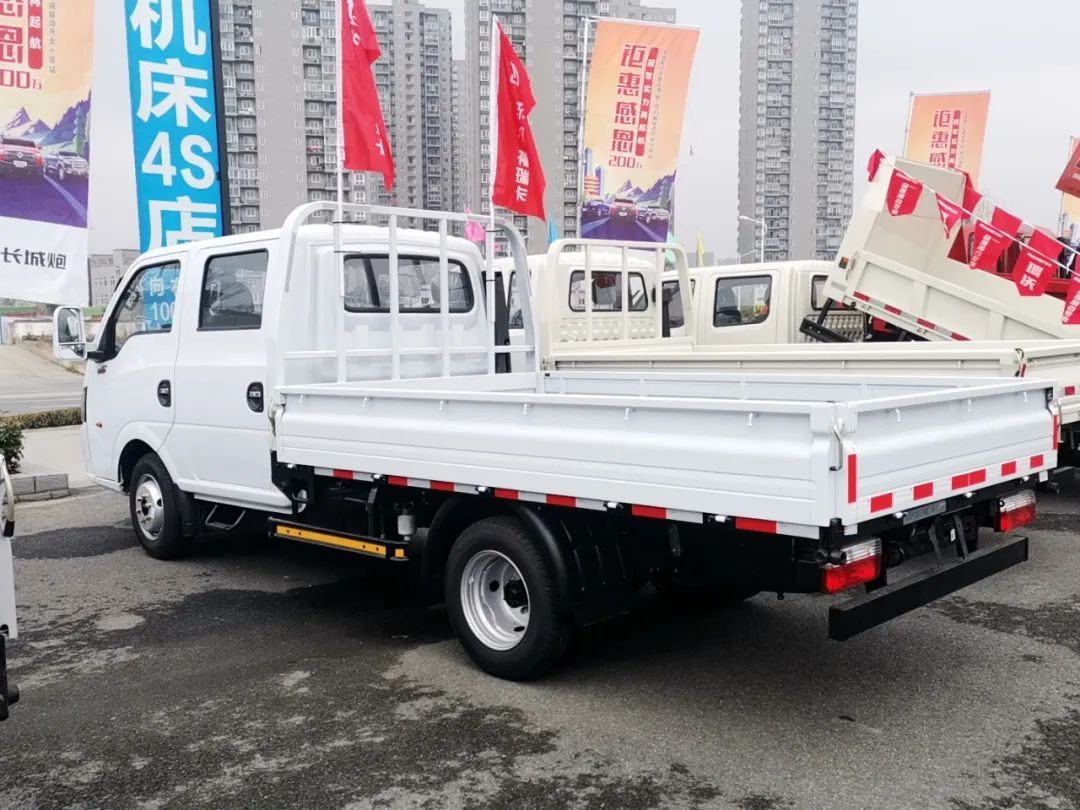 十堰龙信国际汽车城东风小康,十堰龙信国际汽车城二手车过户