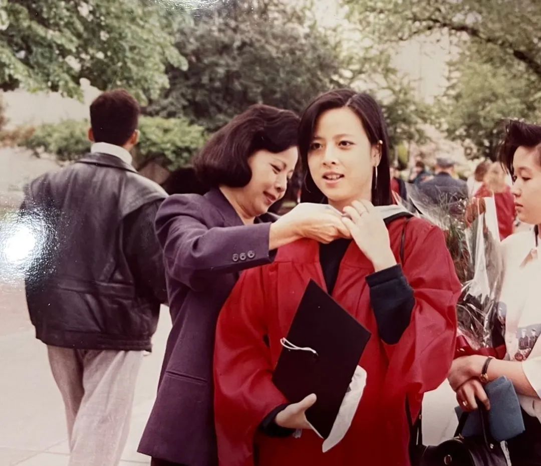 泰国第一华裔名媛,56岁泰国名媛