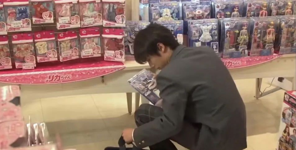 把角色刻进DNA？怪不得他能和顶流女神交往！