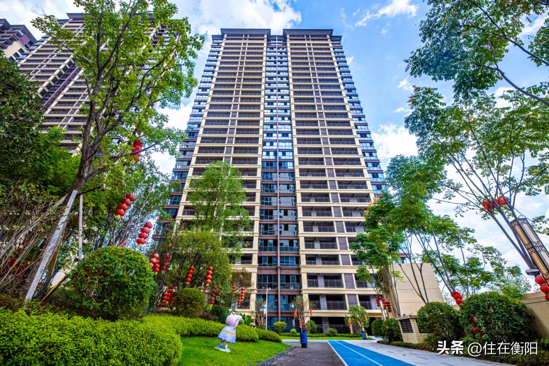 6000套！*钟金**持续兑现“保交付、保品质”承诺！