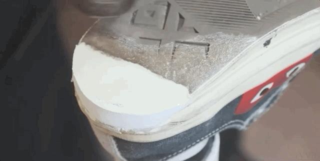 身体好不好，看鞋就知道？骨科医生：鞋底穿成4个模样，该留意了