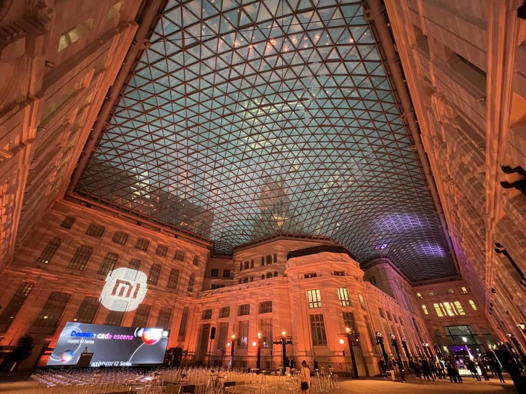 震撼世界的发布会,感受当年震撼世界的发布会