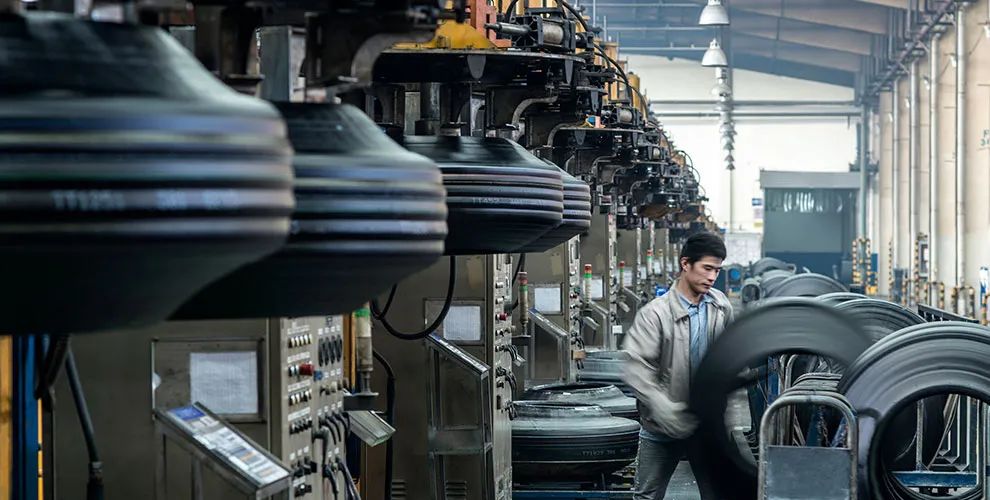 拖欠民工工资无偿加班,轮胎厂拖欠工资