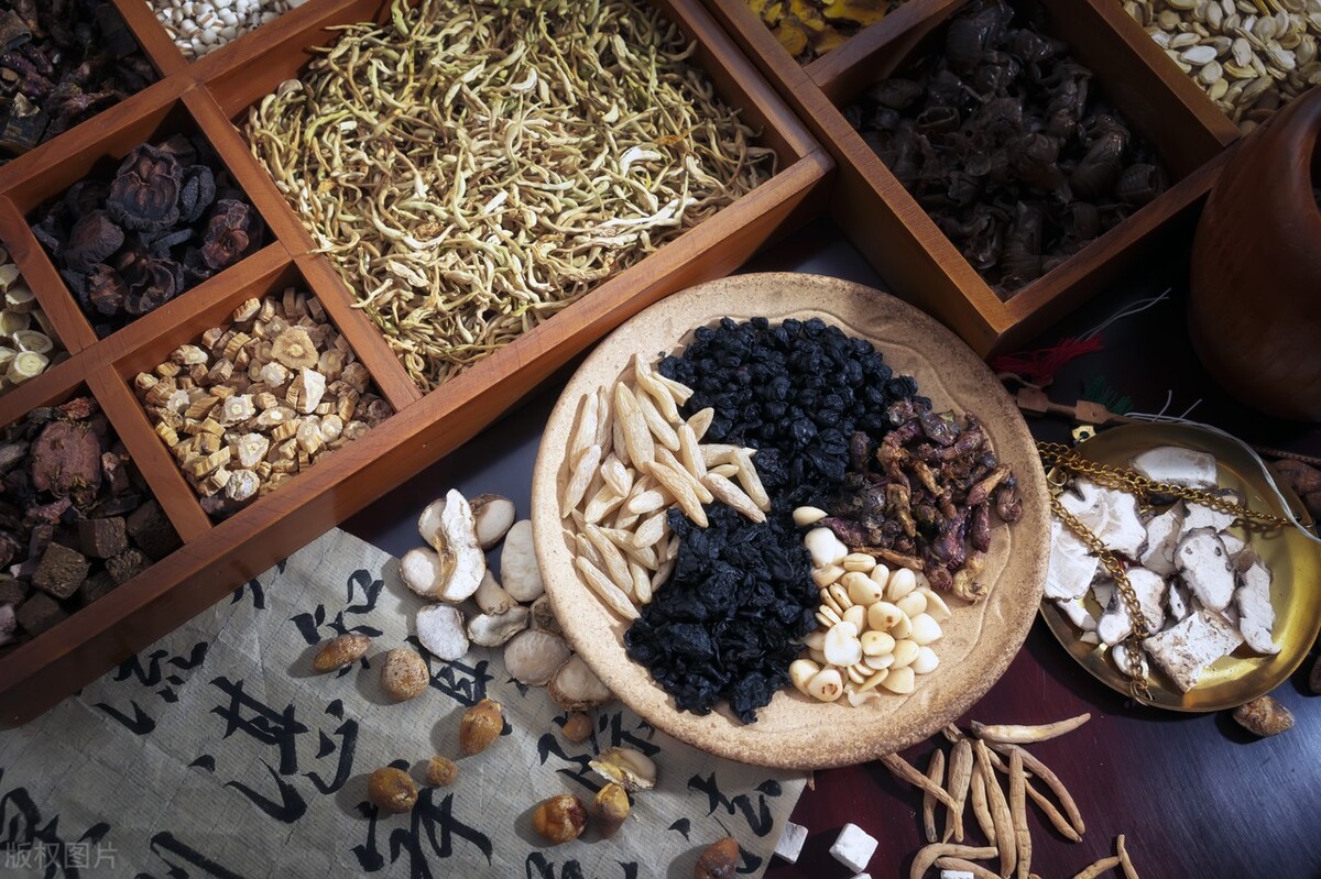 一到晚上就胆结石疼怎么办,胆结石晚上吃什么食物最好