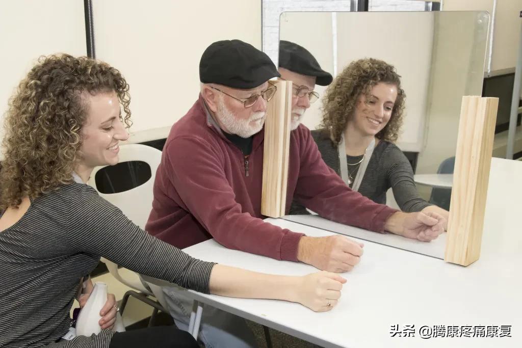 中风偏瘫康复锻炼腿酸困咋回事,中风导致的偏瘫的自我康复锻炼