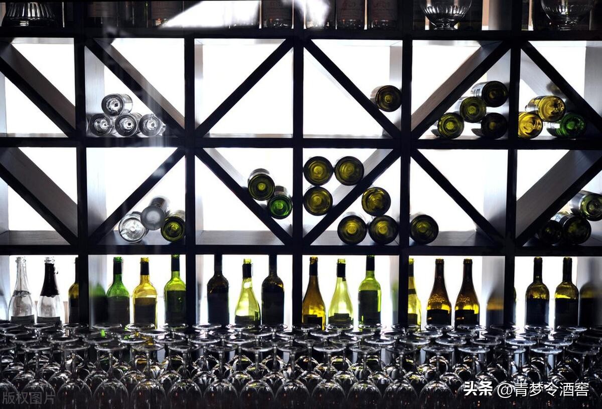 恒温酒柜定制装修价格,恒温酒柜定制哪家比较靠谱