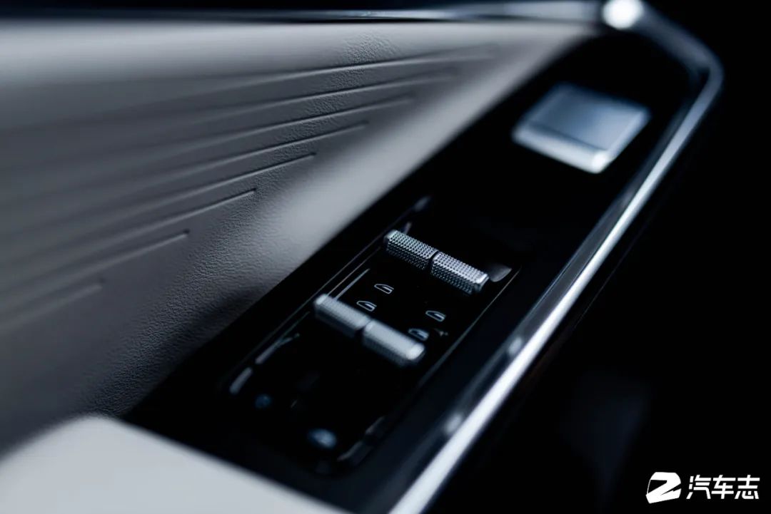 博越cool8155车机芯片是什么水平,博越cool8155芯片多大内存