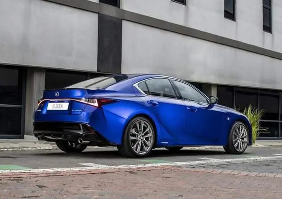 驾驶证实习期被扣11分会怎么样,驾驶证实习期扣了11怎么办