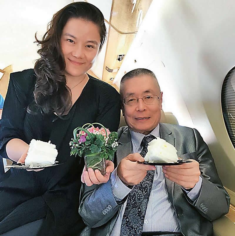 国宝级钢琴家刘诗昆现任老婆,钢琴家刘诗昆最近婚姻状况