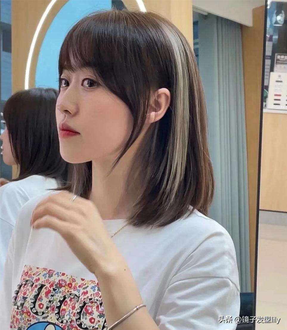 鞠婧祎公主切挑染造型,公主切挂耳染发加挑染