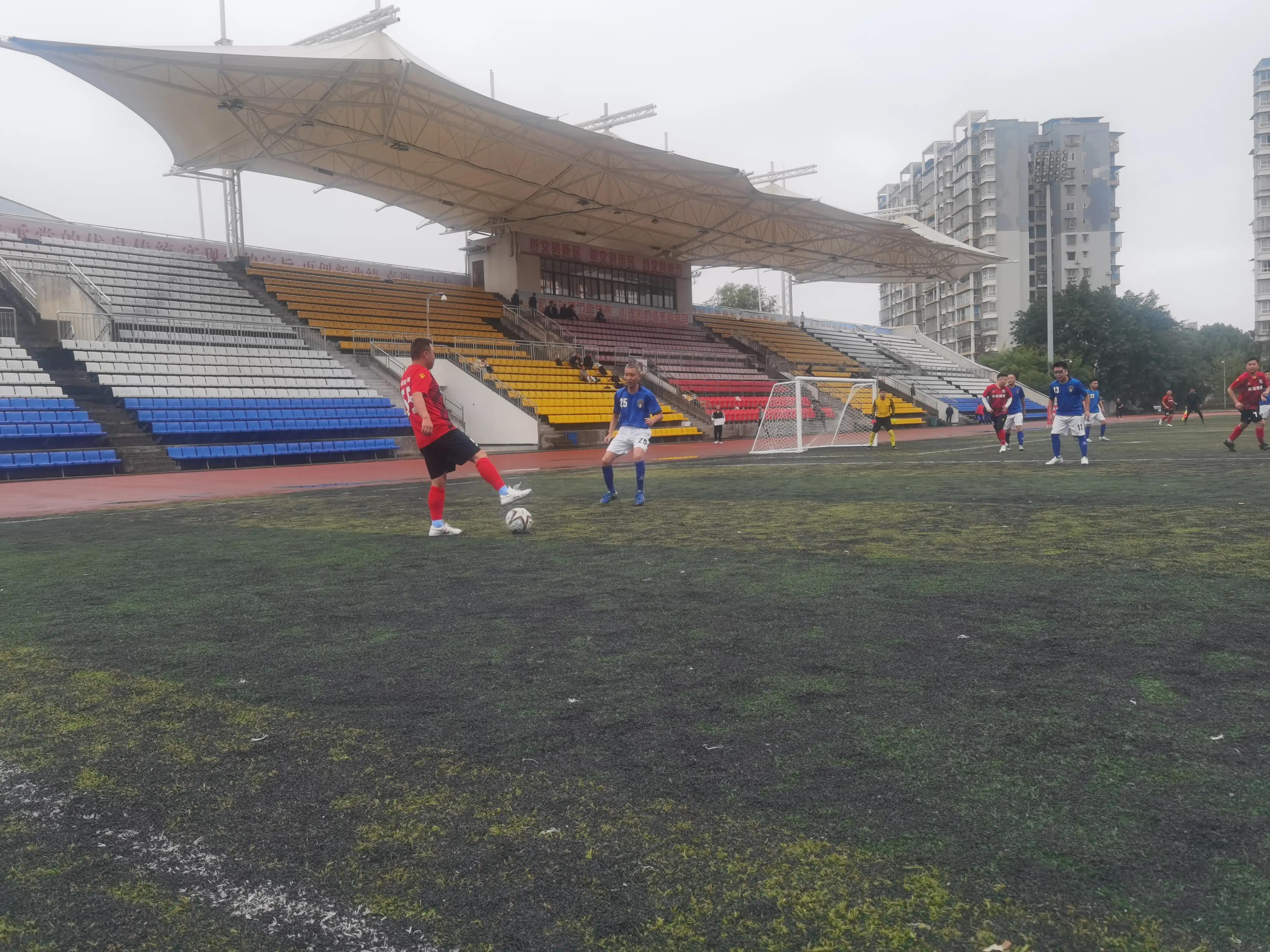 凉山州8人制足球比赛,2018年第七届荣县足球比赛