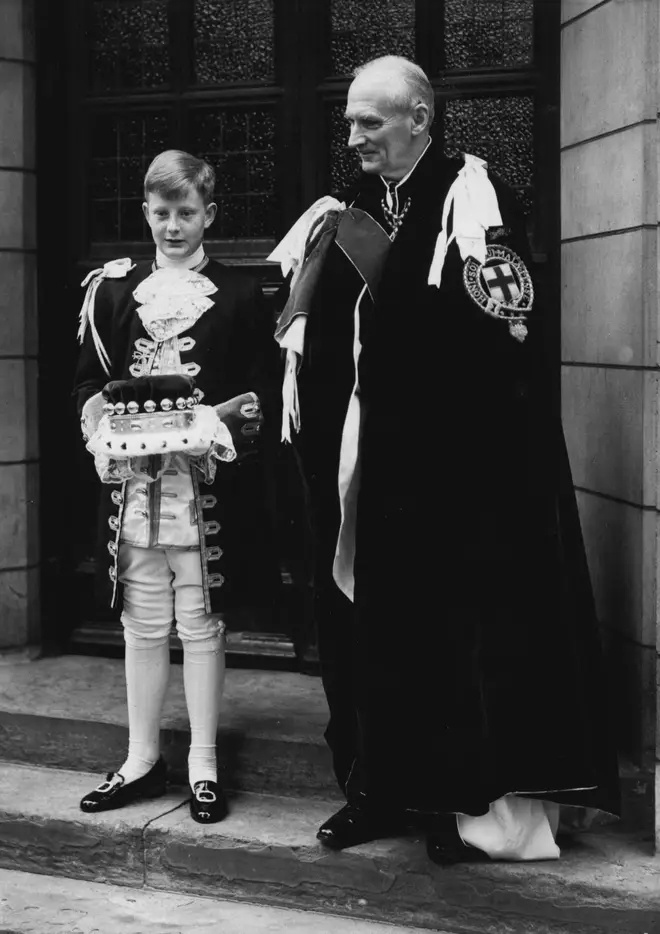 乔治小王子加冕礼,乔治小王子九岁