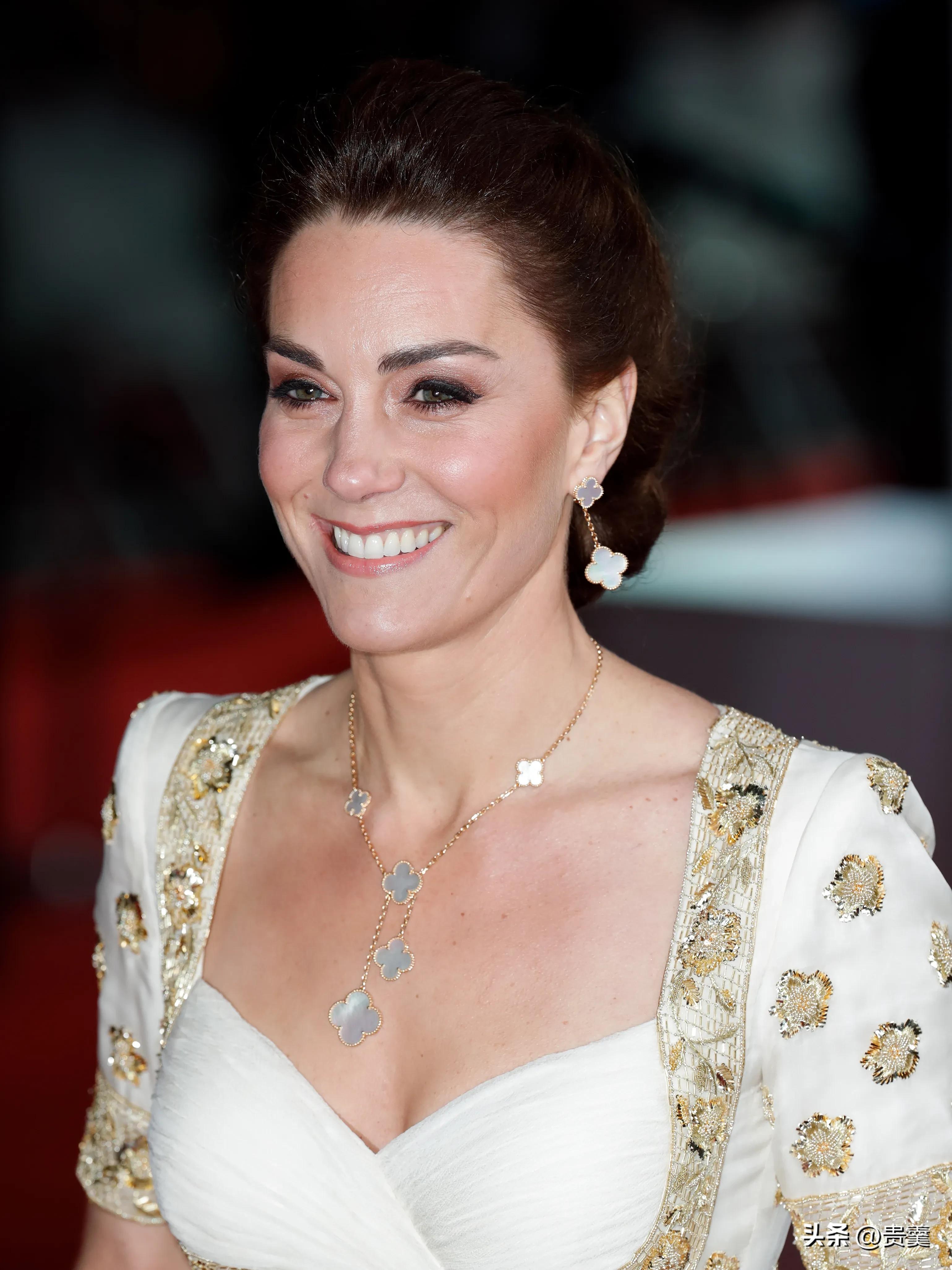 塑料的耳环韩系,塑料宝石耳环