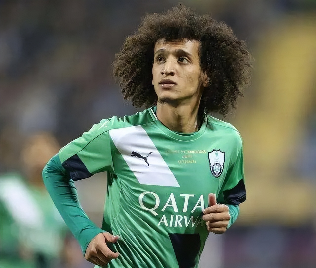 他,为了家人的未来效忠阿联酋,昔日亚洲足球先生,在伤病里沉沦