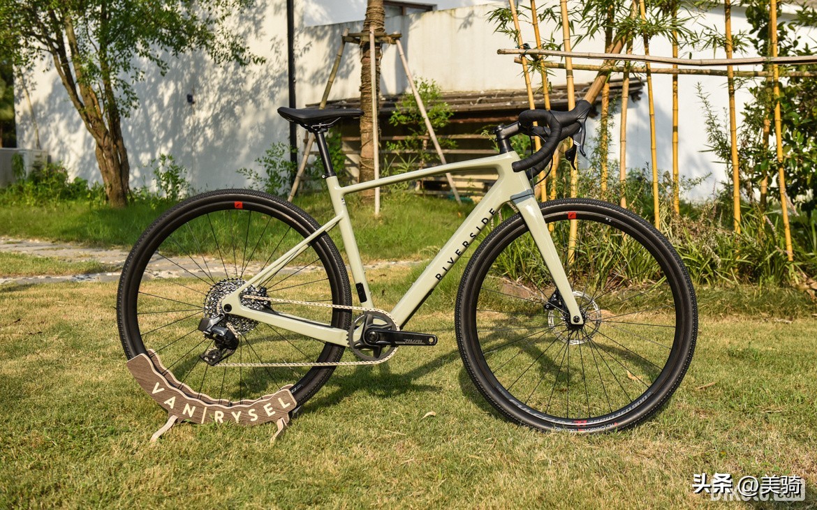 迪卡侬新款公路车发布会,迪卡侬公路车测评