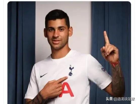 足坛历年世一卫,英超本赛季十大中后卫