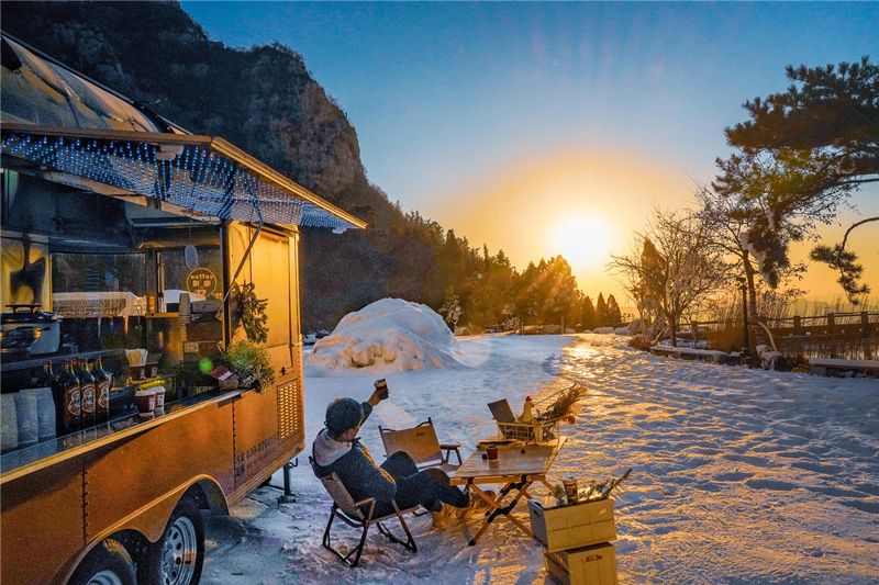 冰天雪地简易帐篷,冰天雪地帐篷野外露营
