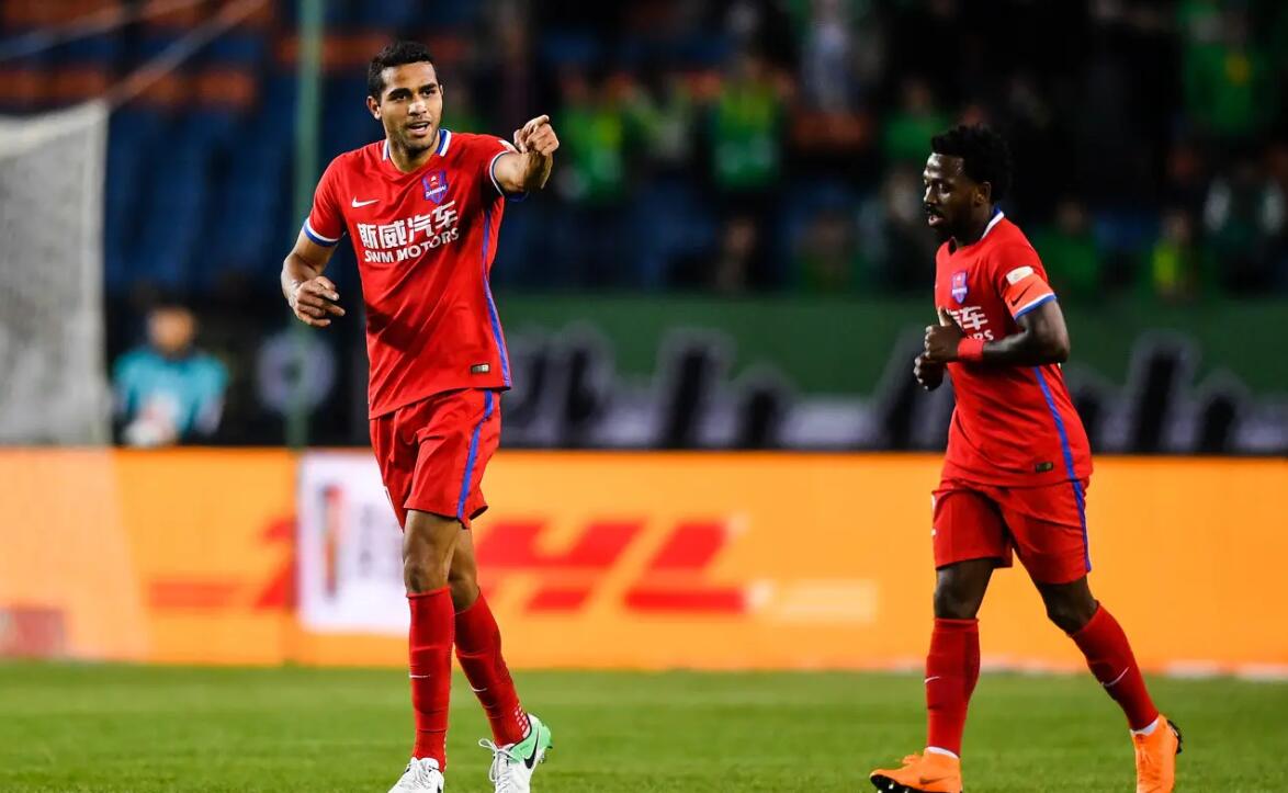 卡尔德克或被归化,卡尔德克之前的外援