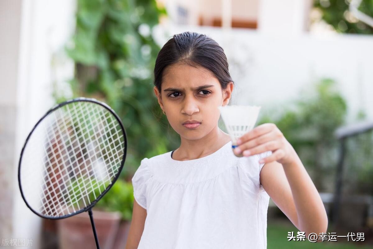 广州足球基地在哪里,广州的足球场地有哪些