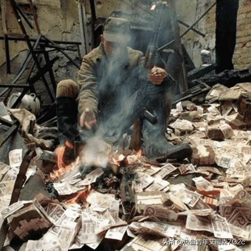 日军罪行照片：攻陷香港后兽性毕露，当场轮番侵犯新婚女明星