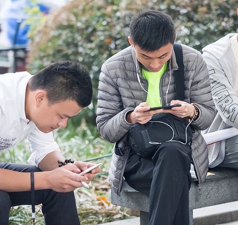 肩周炎肩膀痛应该锻炼还是静养,肩膀疼痛警惕肩周炎