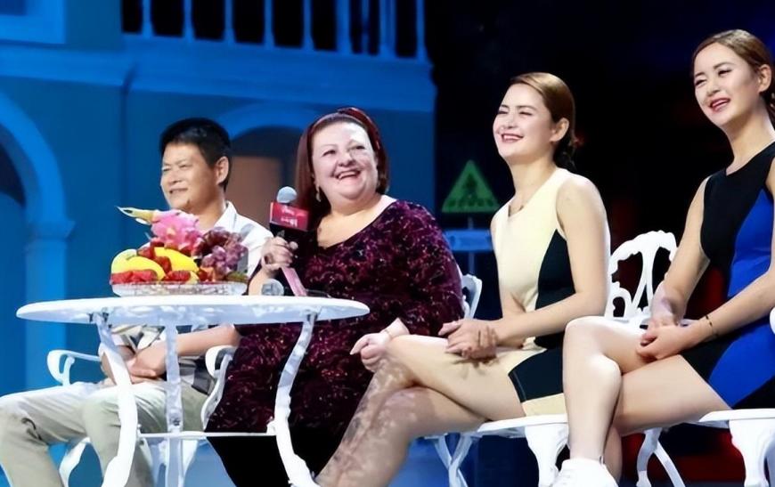 欧洲姑娘嫁中国山东小伙,欧洲姑娘嫁山东小伙培养两个女儿