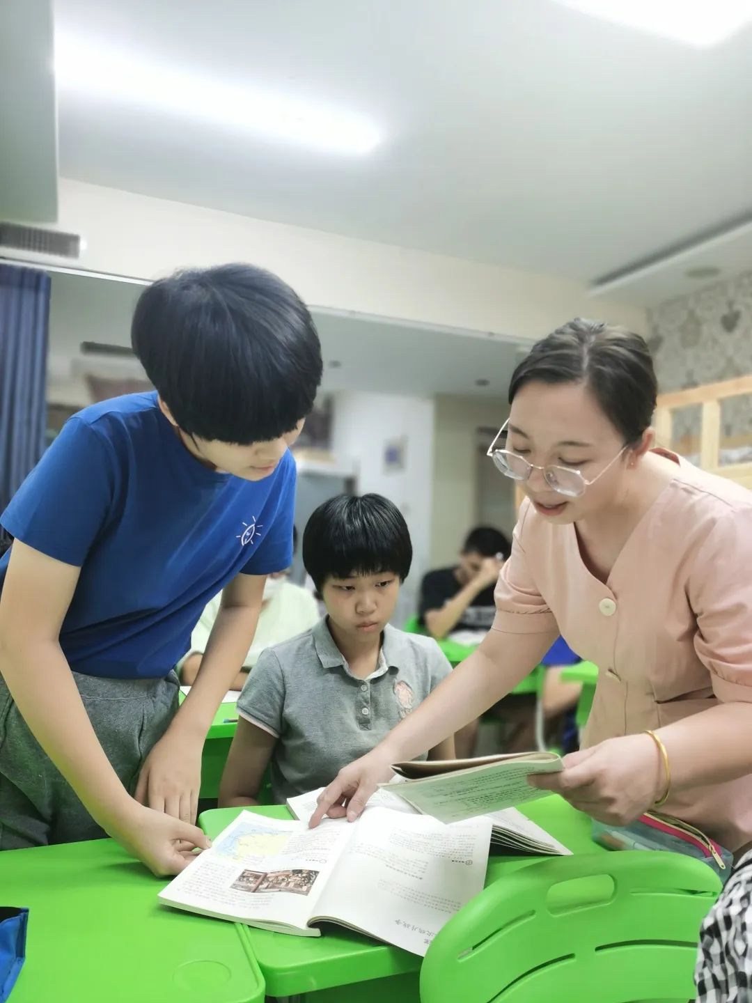 「师者铸魂」“我最喜爱的老师”--超越团队文理组