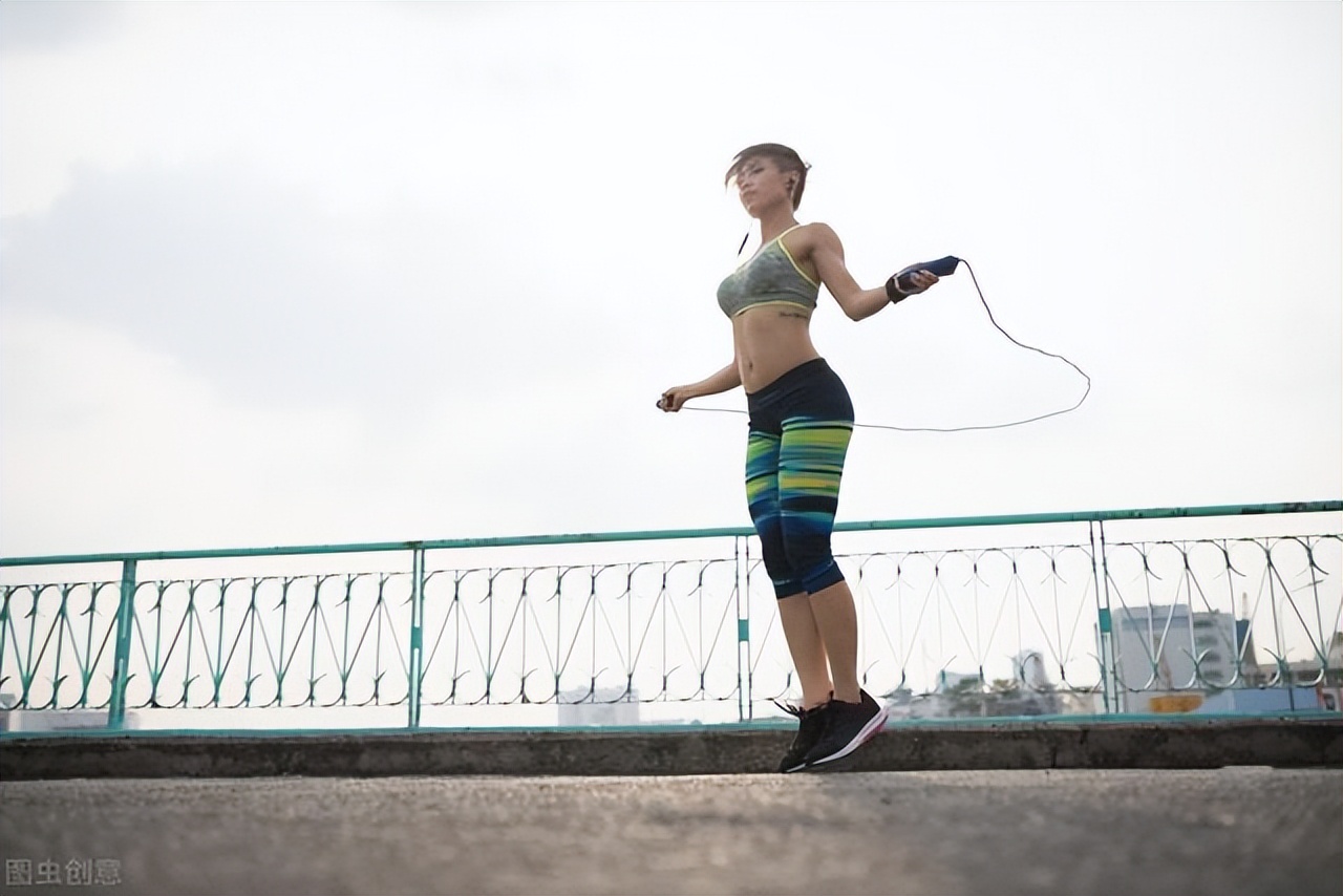 都说跳绳能减肥，正确方法和技巧你知道吗？每天跳多少时间很关键