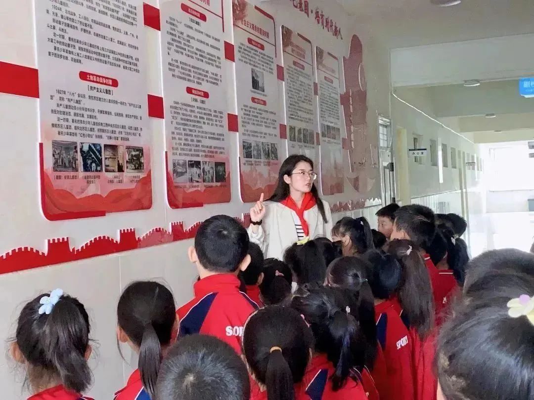 学习二十大，争做好队员|富平县各级少先队组织开展少先队员入队仪式暨庆“六一”文艺汇演主题活动