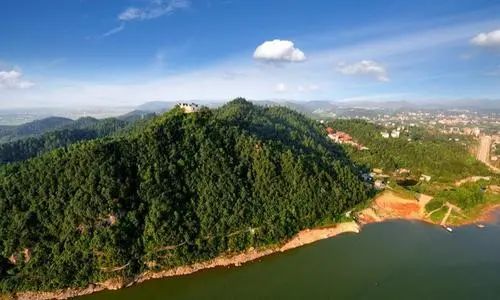 湘潭一日游必去景点推荐,从湘潭坐火车旅游的最佳景点