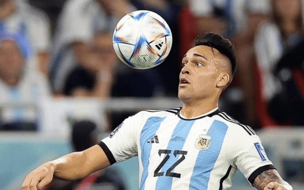 劳塔罗遭球迷网暴,劳塔罗错失3次绝佳机会梅西安慰