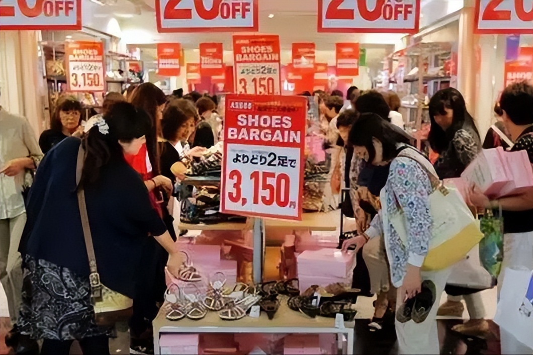 为啥日本的实体店能干过电商,为什么日本电商干不过实体