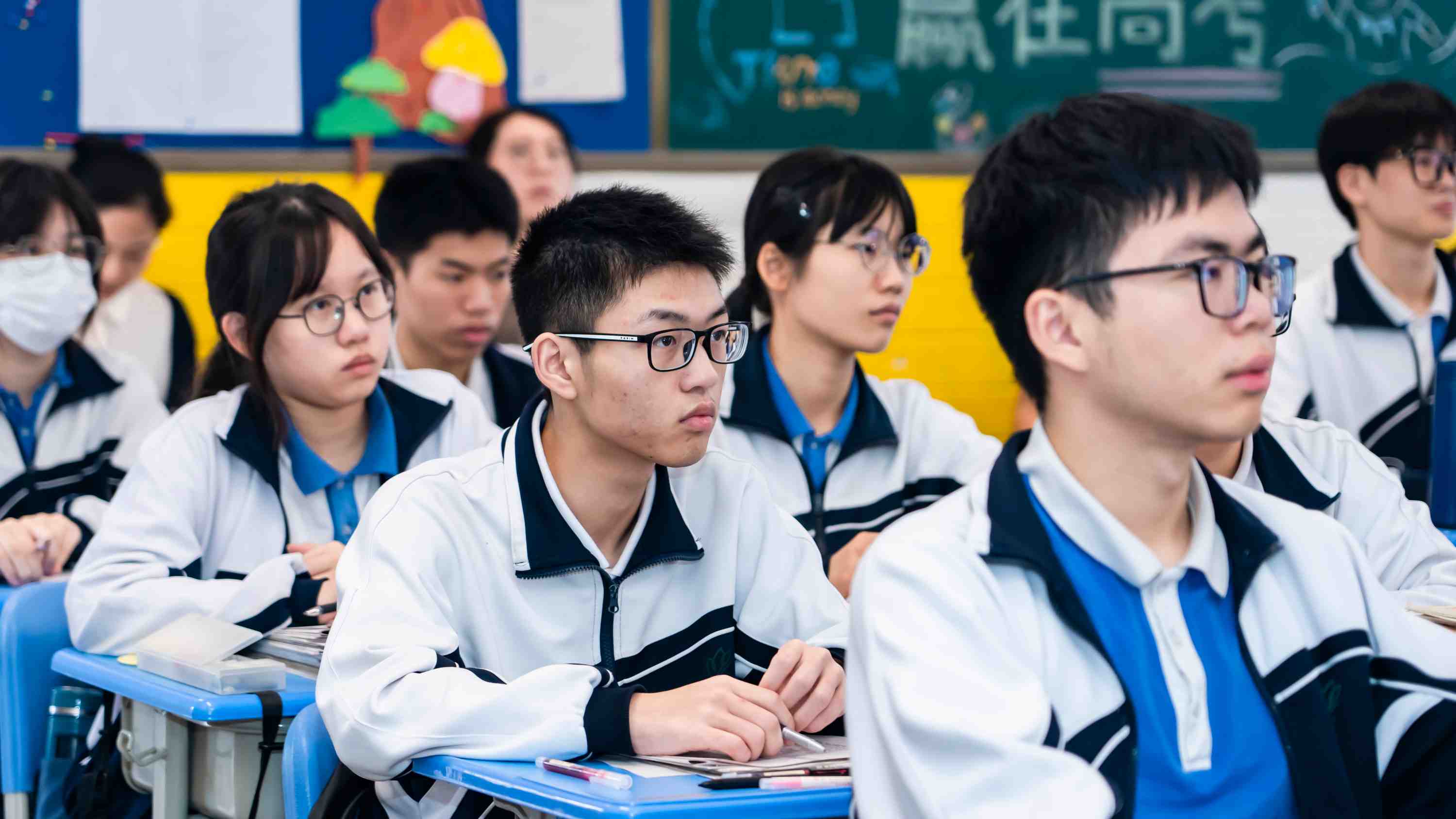 深圳市横岗高级中学人数,横岗高级中学光荣榜