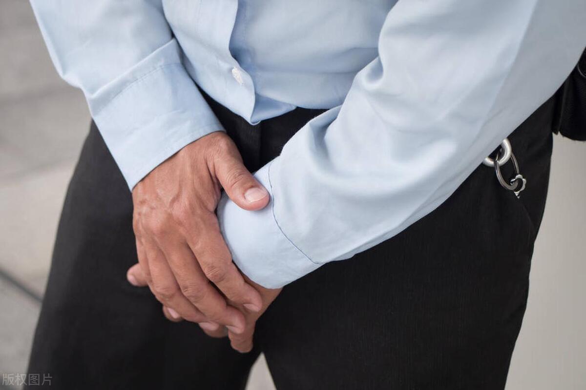 男生被踢到后会发生什么事,男生被踢到要紧吗