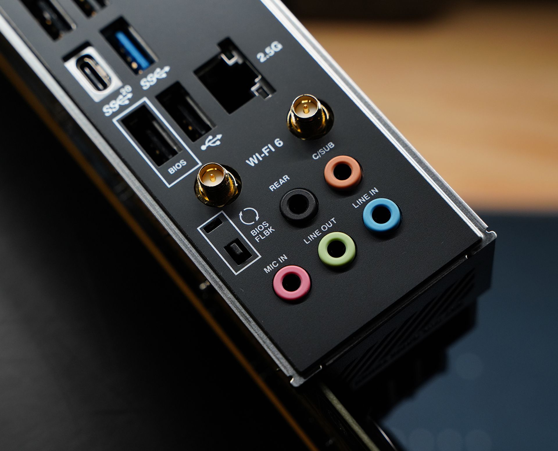 AMD非X锐龙7000最佳座驾华硕TUFGAMINGB650M-PLUSWIFI重炮手