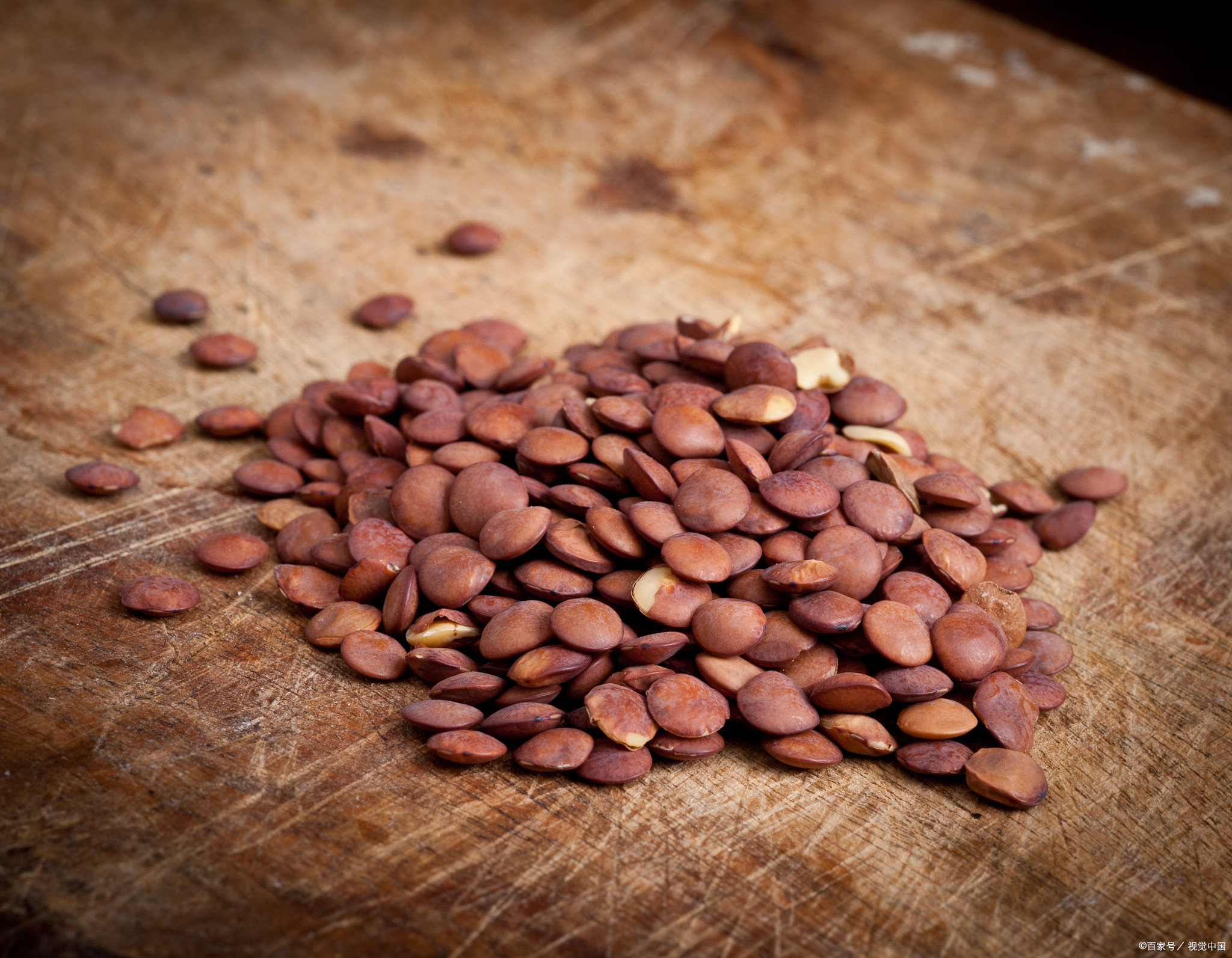 入睡困难易醒半睡半醒的中成药,入睡困难还伴有情绪低落怎么办