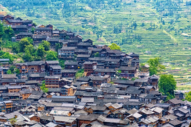 民族特色文化的发展趋势,56个民族里面文化最齐全的有哪些