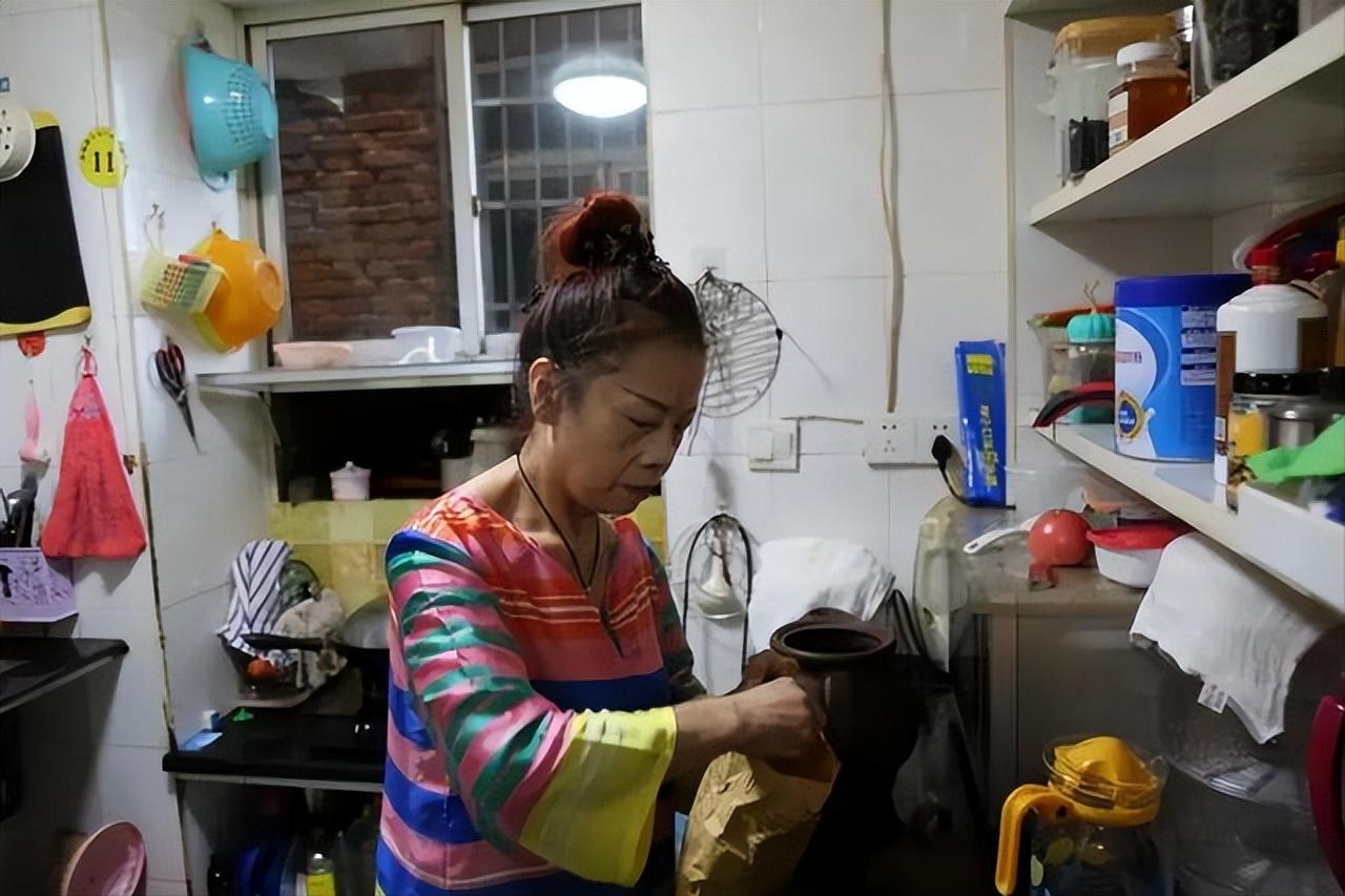 雇主患病双亡,雇主因病破产保姆求报恩