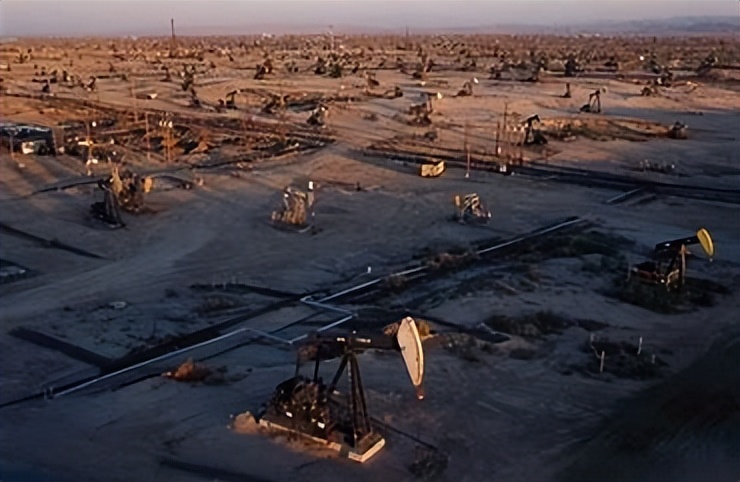 沙特800亿修建的高铁,沙特投资10000亿美金