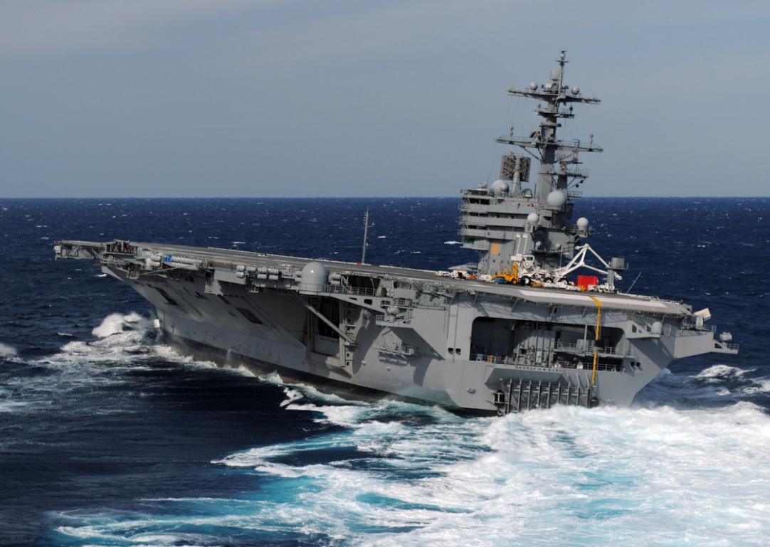 航空母舰能顶得住台风海啸吗,航空母舰遇海啸台风