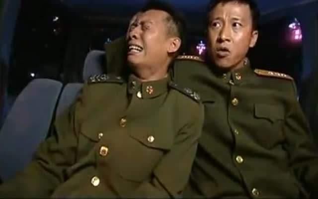 演员张译照顾植物人初恋女友十年,痴情艺人张译苦守植物人初恋10年