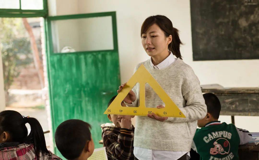 中国教师教学累的三个原因,为什么现在的一线老师很累